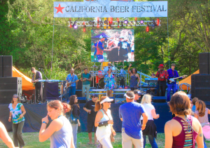 Attendees at a previous California Beer Festival Photo courtesy of Santa Cruz Waves 